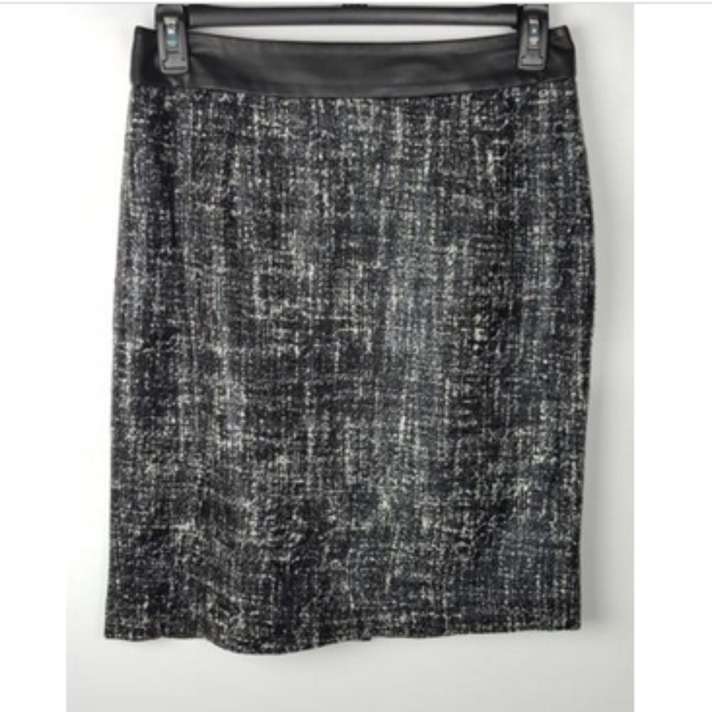 Banana Republic Tweed Leather Trim Pencil Skirt